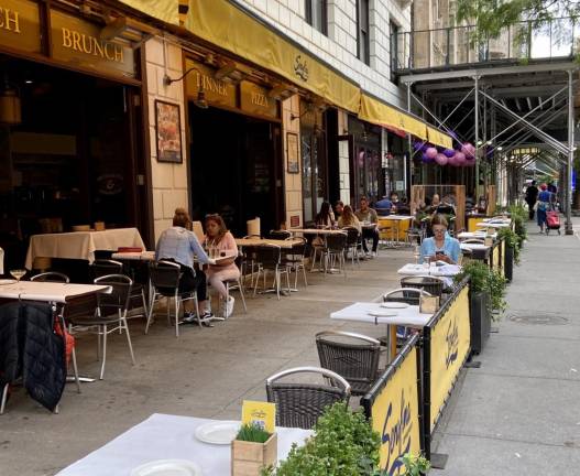Upper West Side dining. Photo: Alexis Gelber