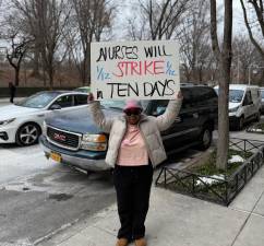 The nurses union warned private hospital networks in New York that it planned to go out on strike as of Jan. 12 is there is no new contract agreement.