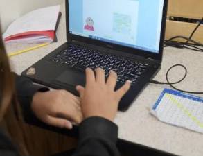 University Students Offload Critical Thinking, Other Hard Work to AI