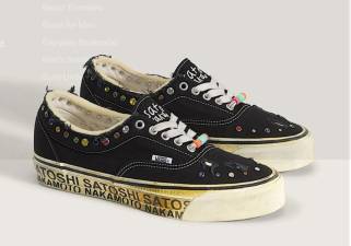 The new limited-edition retro style “<a rel=nofollow noopener noreferrer href=https://www.gearpatrol.com/footwear/vans-otw-authentic-oxford/ target=_blank>OTW by Vans</a> x Satoshi Nakamoto Era 95 Gems” went on sale on April 30 and quickly sold out. Police were summoned to control the crowd by 6:30 a.m., hours before the store opened.