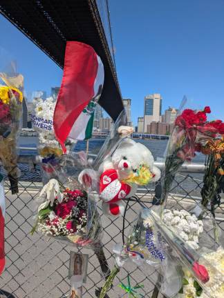 A memorial was growing in Brooklyn for the two Mexican cadets who were killed when their Tall Ship departed Pier 17 at the South Street Seaport and crashed into the Brooklyn Bridge.