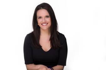 Nomiki Konst is a progressive activist and journalist. Photo by Cassandra Hanks and courtesy of Nomiki Konst’s campaign