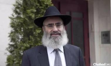 Rabbi Ben Tzion Krasnianski, the recent winner of an OTTY Award, directs Chabad of the Upper East Side with his wife, Chanie.