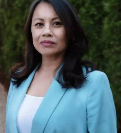 Lisa Do Hofflich, who ran for the NYS Senate in 2022, is calling on NYS political leaders to do more to protect migrant children.