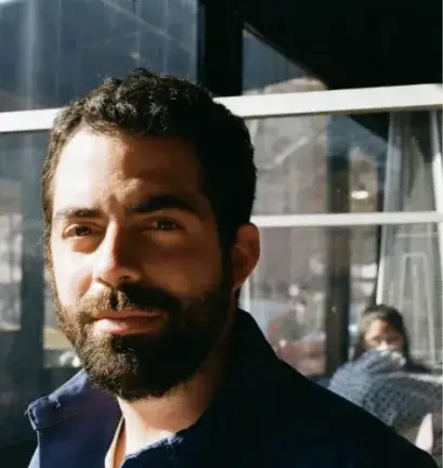 Director, writer , performer, and creative artist, Nicolás Noreña, is founder and Artistic Director of The Million Underscores, an experimental theater company that makes original projects.