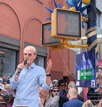 Hundreds experience Jimi Hendrix Way unveiling, including Eddie Kramer.