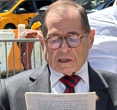 Rep. Jerry Nadler warned that a new bill introduced by Republican Congreesman Addison McDowell cedes too much power to Amtrak over land use around Penn Station, which his says would strip that right from state and city government.