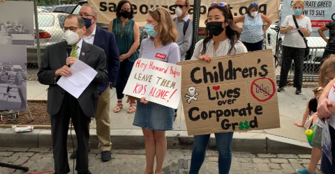 Parents Push for Delay on Toxic Cleanup
