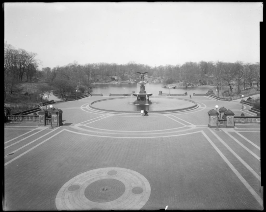 Bethesda Fountain photographed in 1915.
