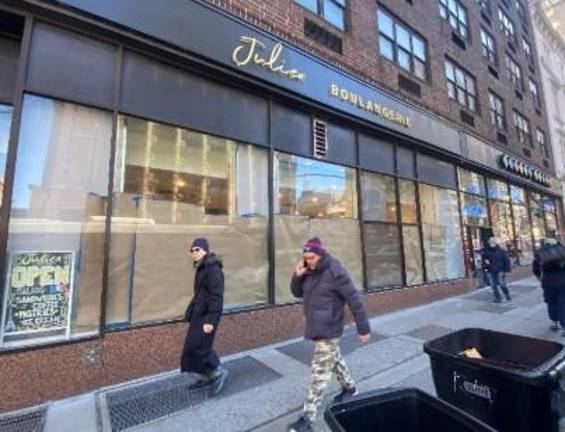 A shut down Julien Boulangerie French pastry shop on the Upper East Side.