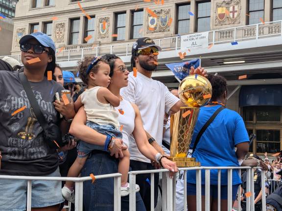 The Brunson family including baby Jordyn and mom / wife Ali Marks at Knicks’ ticker-tape parade.