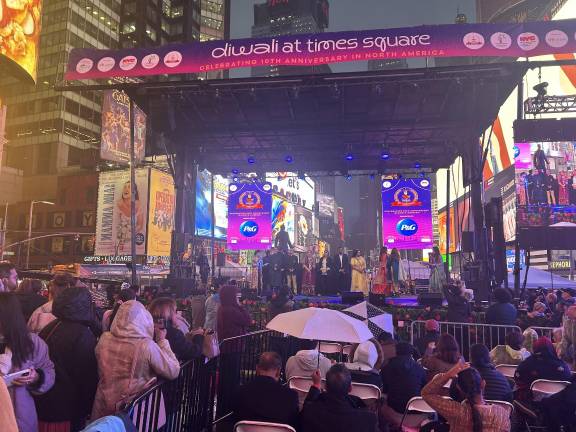 Honorees were recognized during the celebration with Neeta Bhasin and Shilpa Maniar onstage.