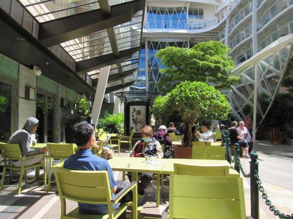 A quiet, sunny afternoon in Central Park, not Olmsted’s, but Royal Caribbean’s. Photo: Ralph Spielman