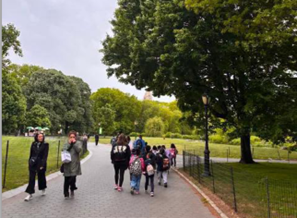 Many Central Park goers in recent weeks have noticed the delicious smell of cinnamon has been wafting through the air particularly around Central Park West above 90th Street.