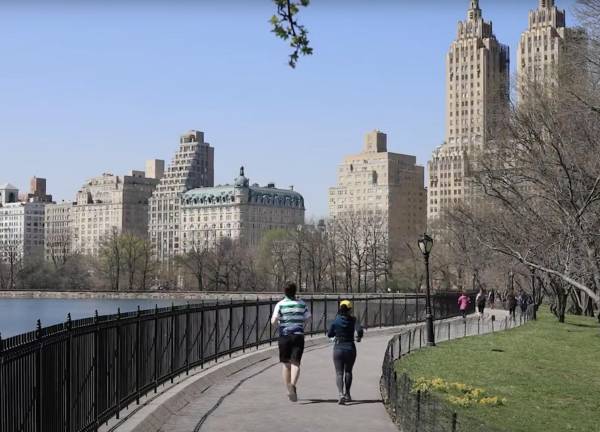 The walking / running path around the Jacqueline Kennedy Onassis Reservoir.