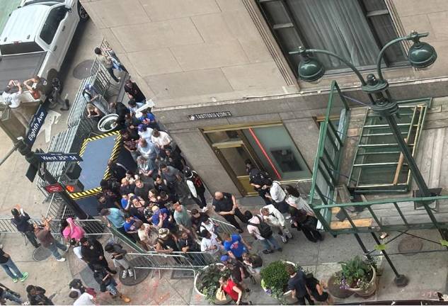 Watch Party Outside MSG Abrubtly Cancelled Before Game 4 of NBA Finals