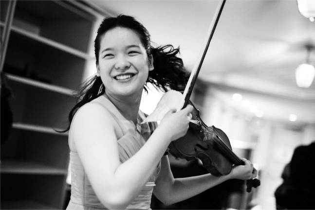 Qing Yu Chen will perform at the Junior/Senior Concert by the Musicians Emergency Fund at Alice Tully Hall on Oct. 22. Photo: Courtesy of MEF.