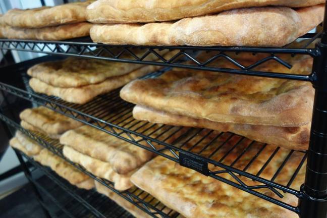 Gem of a Sandwich Shop Draws Huge Crowd to Opening in Chelsea/Nomad District