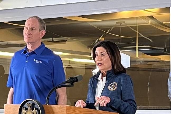 MTA Chairman and CEO Janno Lieber (left) and Gov. Kathy Hochul outlined plans on how commuters should cope during the LIRR strike but acknowledged at a press conference on May 17 that no new talks have been scheduled between the MTA and five striking unions.