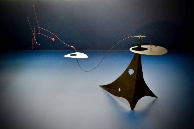 Wire Sculpture Inspired by Calder Puts Contemporary Spin on Wire Art