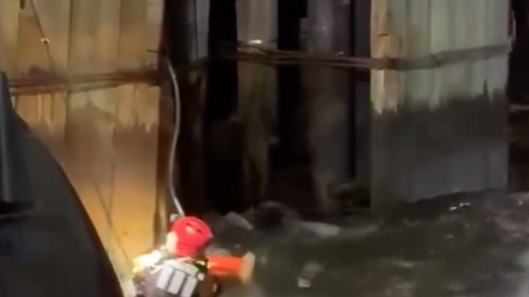 Firefighter Daniel Sullivan braved poor weather, floating debris and strong currents during a nighttime rescue with Marine Co. 6 under the Roosevelt Island Bridge last August. On June 3, he was awarded a medal for his lifesaving efforts that day.