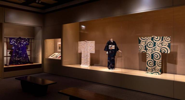 At The Met – Installation view of Kimono Style: The John C. Weber Collection, The Metropolitan Museum of Art, New York. Photo: Bruce Schwarz, Courtesy of The Met