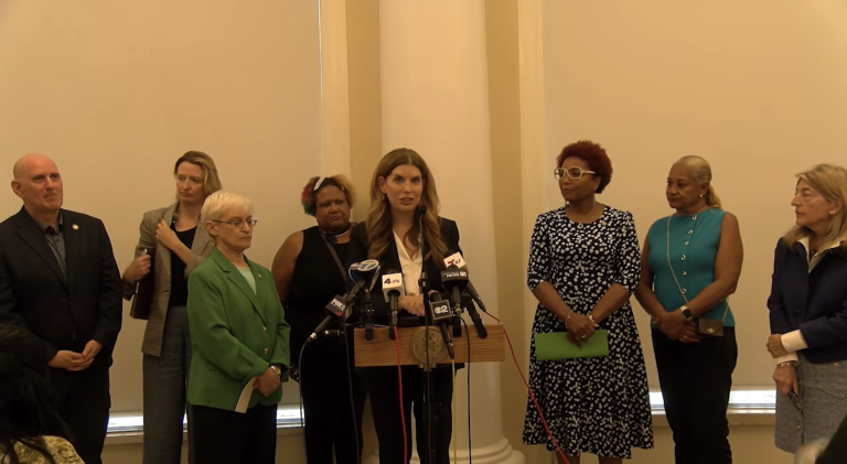 City Council speaker Julie Menin, who represents an UES district, stands with Council Members including Harvey Epstein (far left) and Virginia Maloney (second from left) and community leaders to discuss the response to a Legionnaires’ outbreak that has killed five New Yorkers this summer.