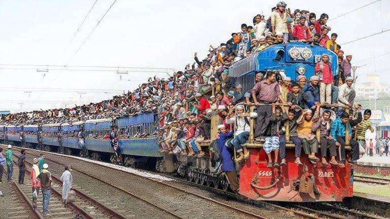Travelers Turn to Humor Amid Chaos from Long Island Rail Road Strike