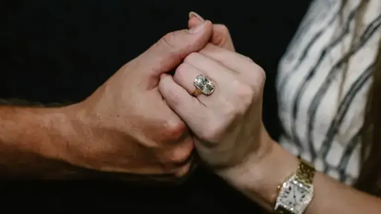 Taylor Swift and Travis Kelce got engaged in 2025, and married over the July 4th weekend 2026 at Madison Square Garden in front of 1000 guests.
