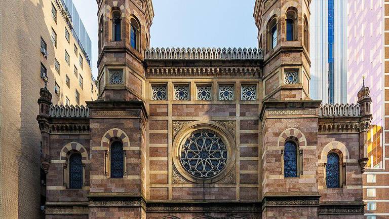 Central Synagogue (pictured above in 2023) has been serving practitioners of Reform Judaism since being consecrated in 1872. There is reportedly no ongoing threat to the temple, the NYPD says.