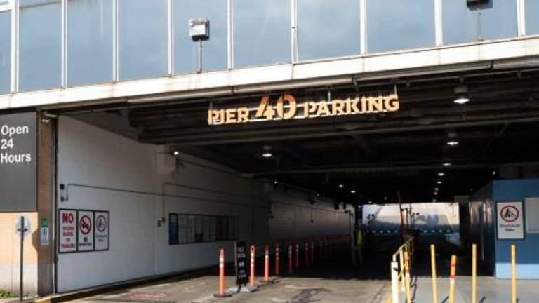 The Hudson Park Trust on the far west side of Manhattan has been renting parking spaces to ICE vehicles for decades. The contract is now coming under fire and the Trust has said it won’t renew when the current five year contract expires in June.